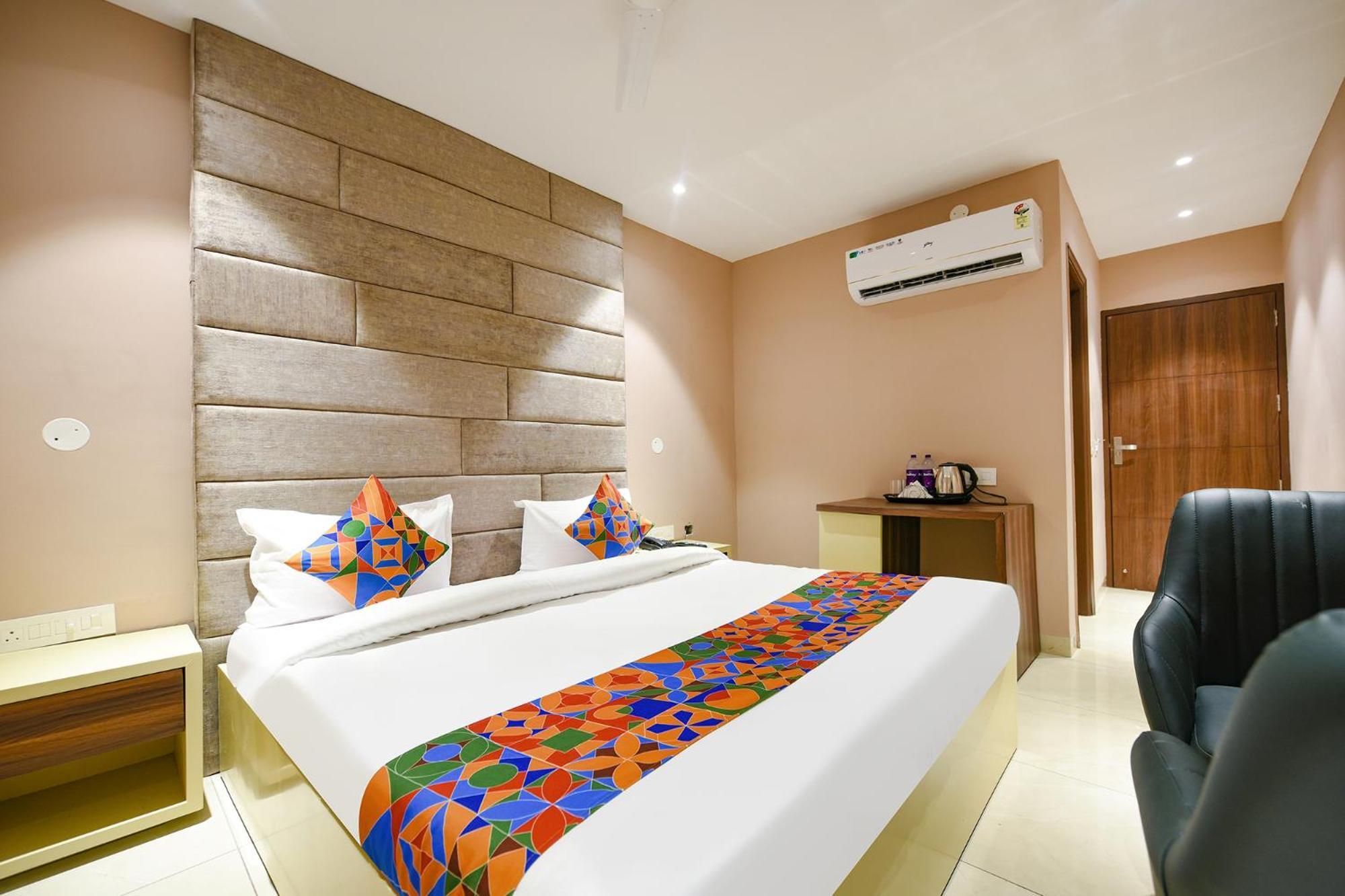 Fabhotel Supreme Suites Ludhiana Ngoại thất bức ảnh